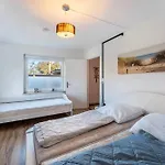Insel Koje 1-1 Apartament *