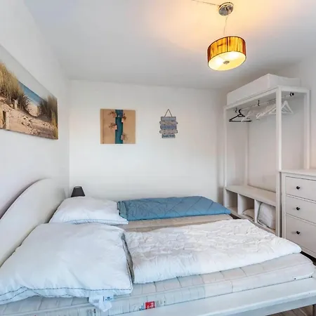 Insel Koje 1-1 شقة